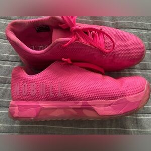 NOBULL Size 8 Outwork sneakers.